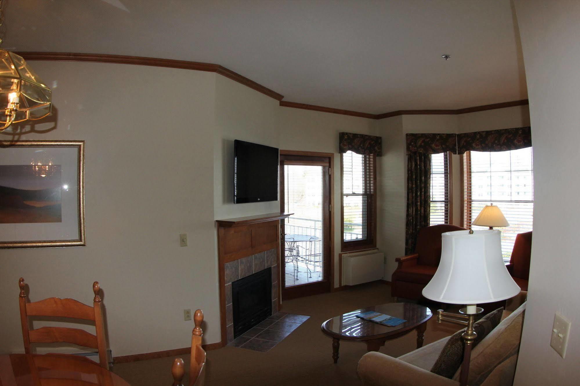 Osthoff Resort Elkhart Lake Bagian luar foto